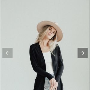 CJLA favorite black basic kimono